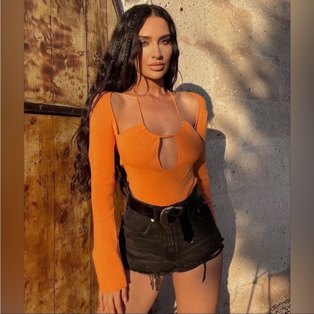 Zara CUT OUT LONG SLEEVE KNIT BODYSUIT ORANGE